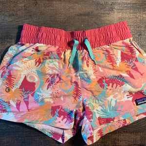 Patagonia girls: M shorts/bottoms